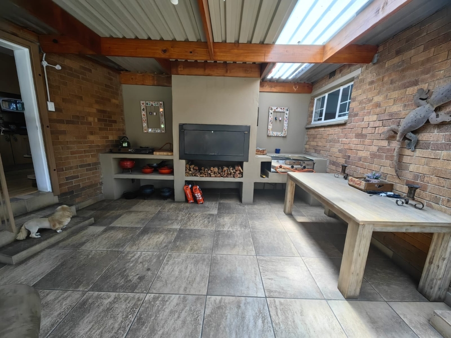 3 Bedroom Property for Sale in Vaalpark Free State